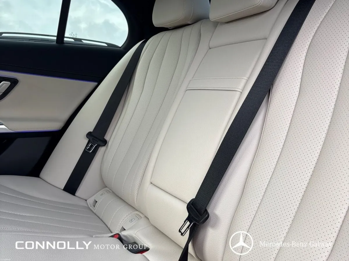 Mercedes-Benz E-Class E300de AMG Line - Image 6