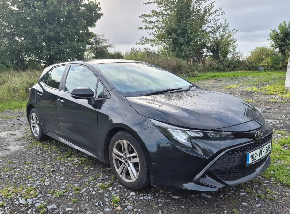 Toyota Corolla - Image 2