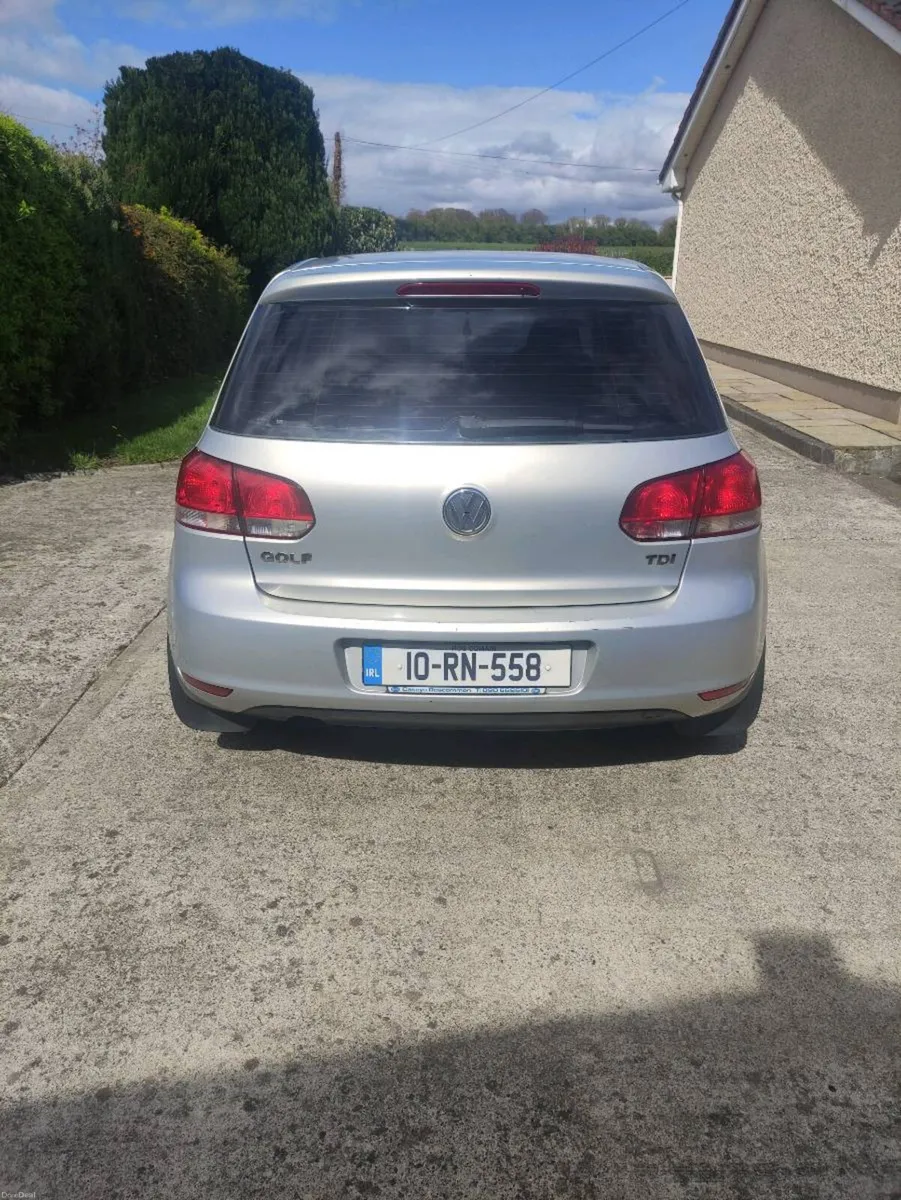 Car - Image 2