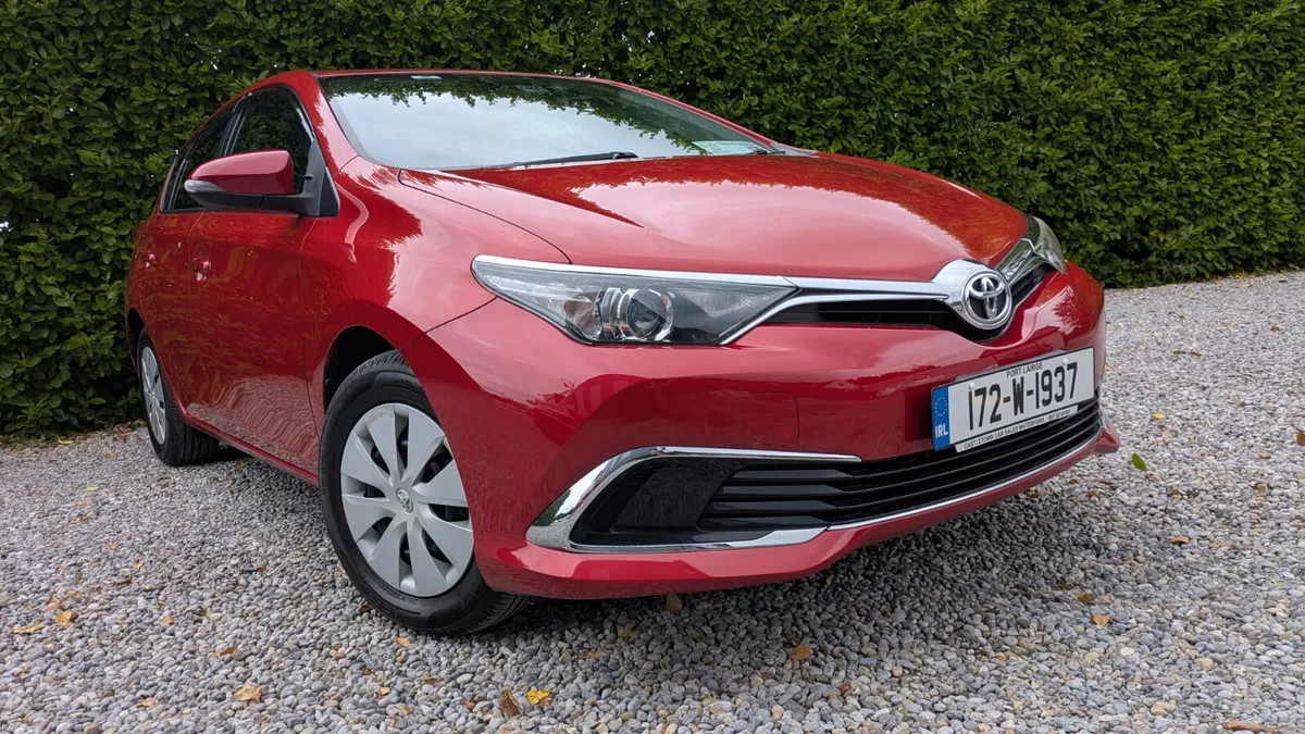 Toyota Auris 1.5 Petrol NOT HYBRID Automatic, 2017 - Image 1