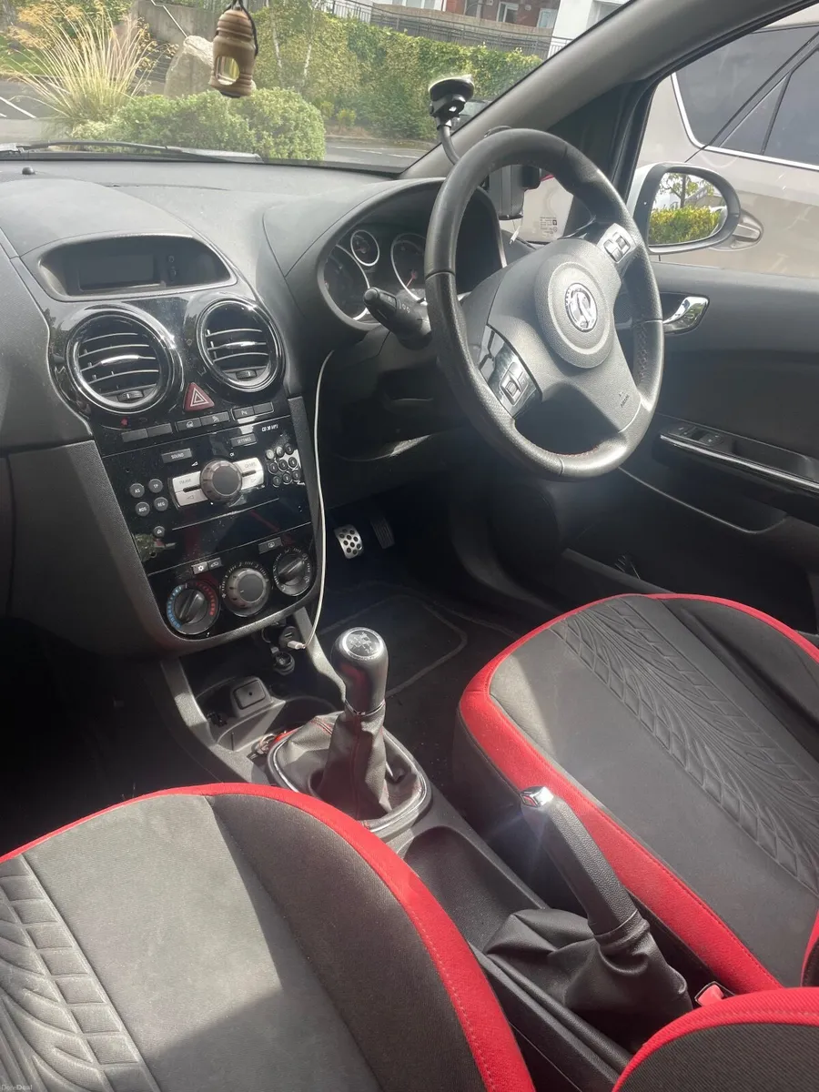 Vauxhall Corsa 2011 - Image 6