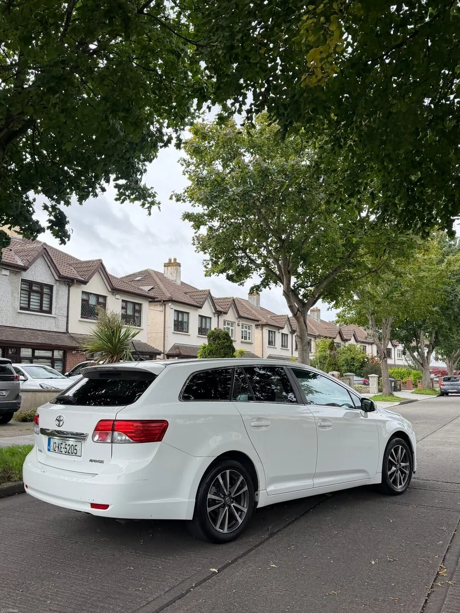 Toyota Avensis 2.0 D New Nct 06/27 - Image 4