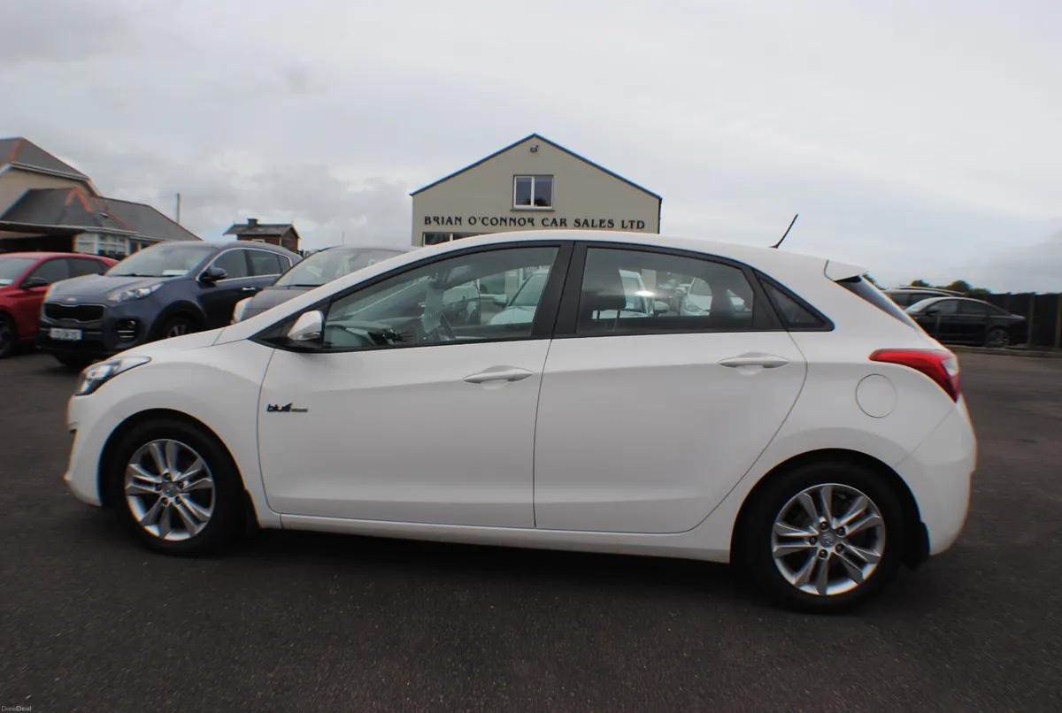 Hyundai i30 2013 1.6 DELUXE 5DR - Image 6