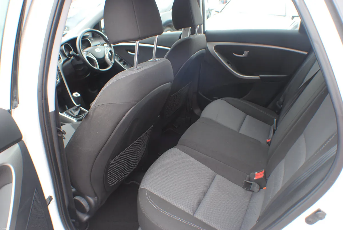 Hyundai i30 2013 1.6 DELUXE 5DR - Image 5