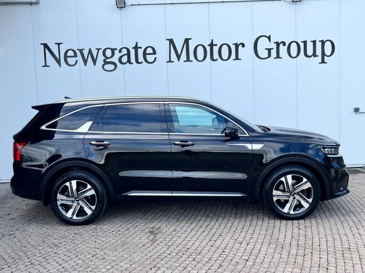 Kia Sorento DSL MY23 SAM 5DR Auto - Image 4
