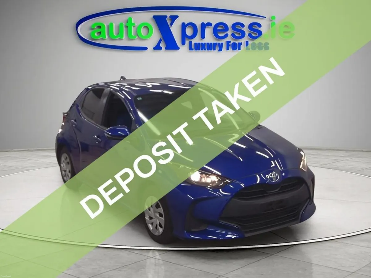 Toyota Yaris 1.5 HYBRID X Automatic, Reversing cam - Image 1