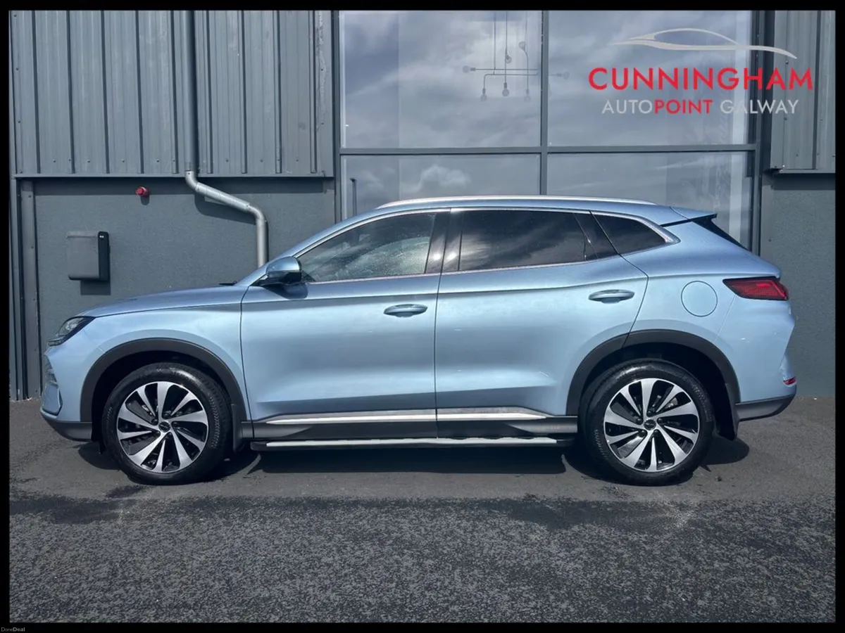 BYD SEAL U DM-i Comfort 26.6kWh **125km EV Range** - Image 4