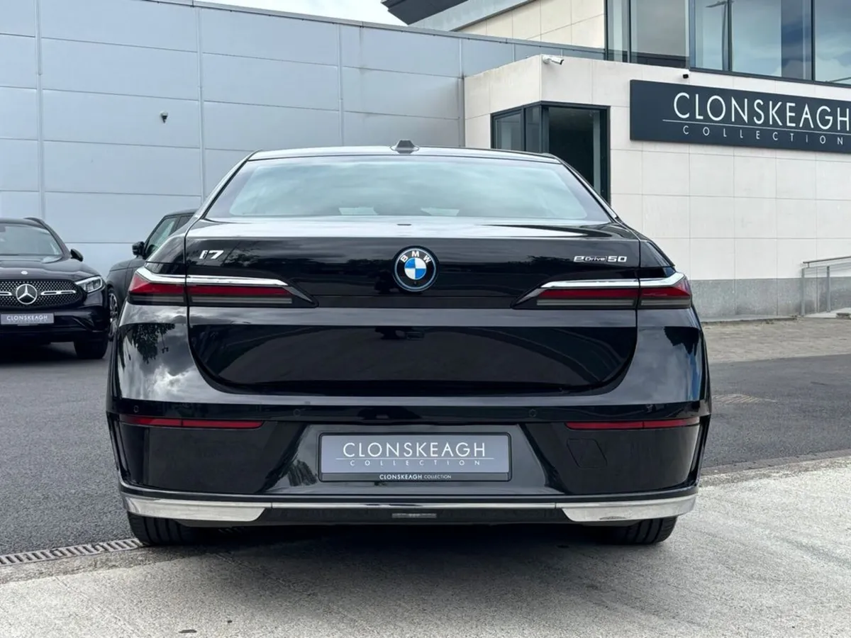 BMW i7 EDRIVE50 EXCELLENCE - Image 6