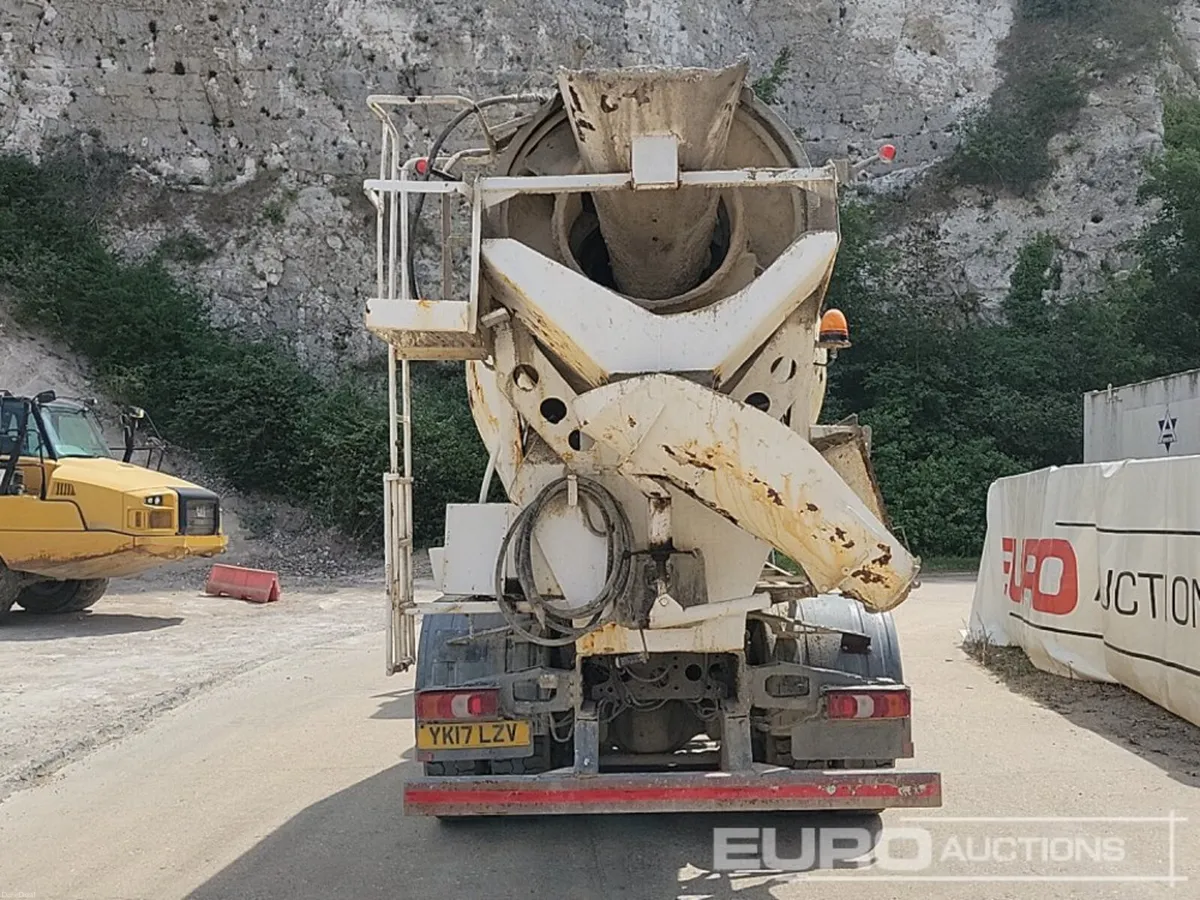 2017 Mercedes Arocs 2630 - Image 3