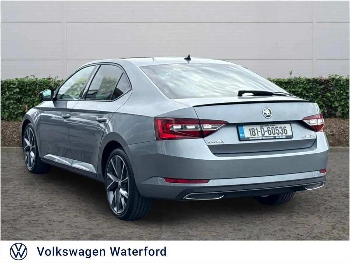 Skoda Superb 2.0 TDI 150bhp Sportline DSG - Image 3
