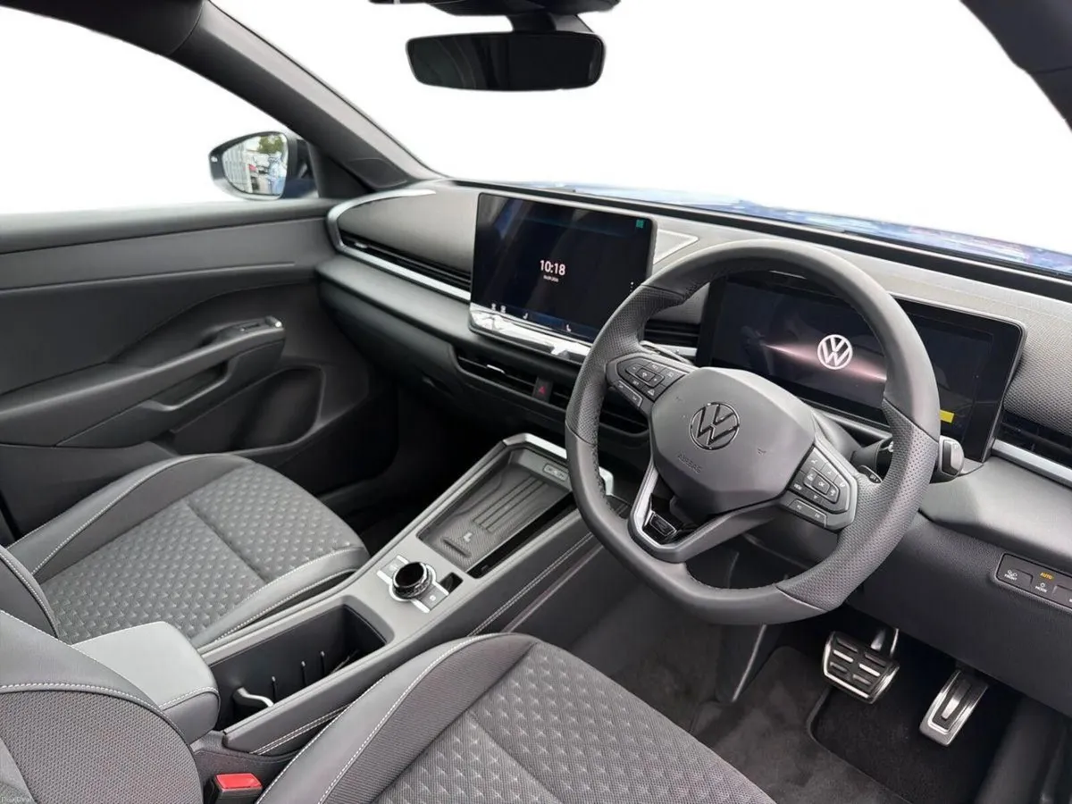 Volkswagen T-Roc R-LINE 1.5MHEV 150BHP - Image 6