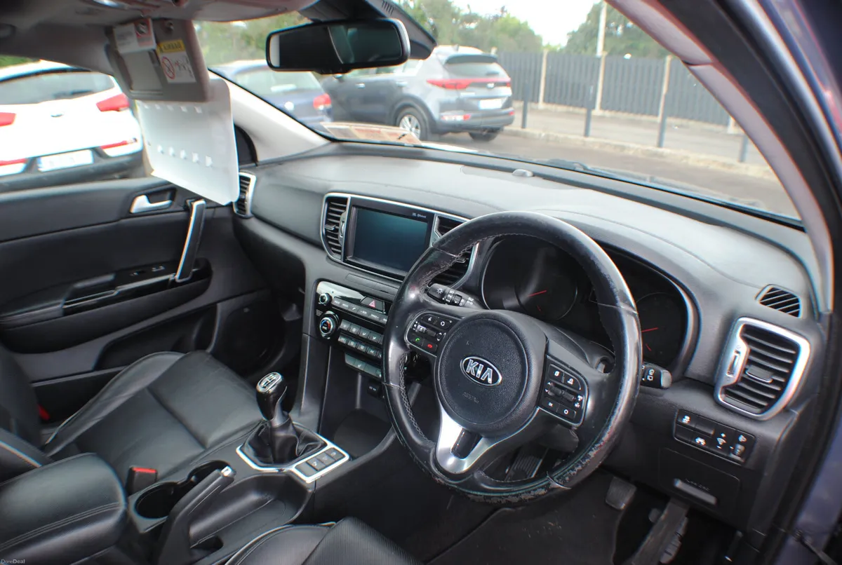 Kia Sportage 2017 1.7L 5DR SUV - Image 3