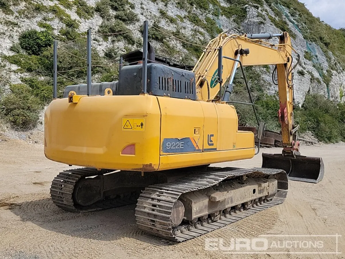 2019 LiuGong CLG922E - Image 4