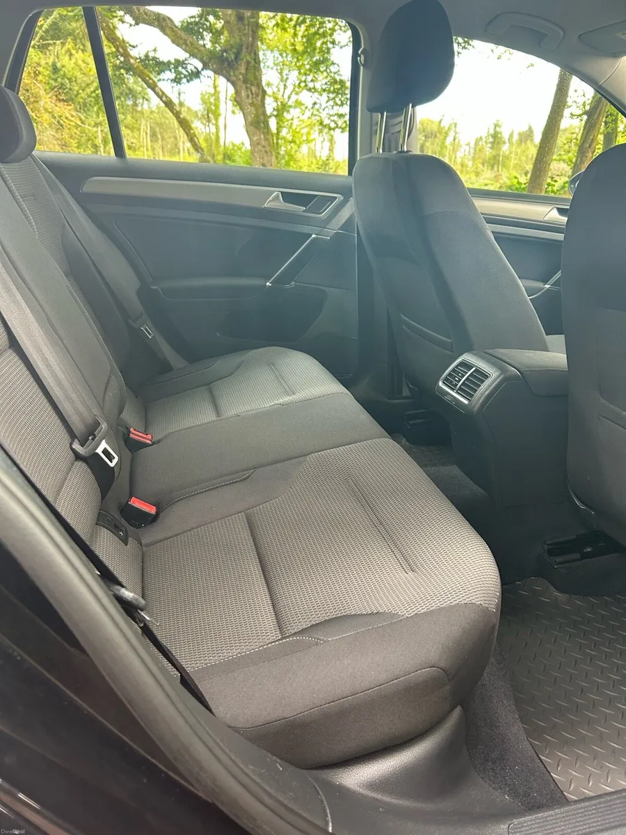 Volkswagen- Golf Match Edition  1.6 TDI - Image 6