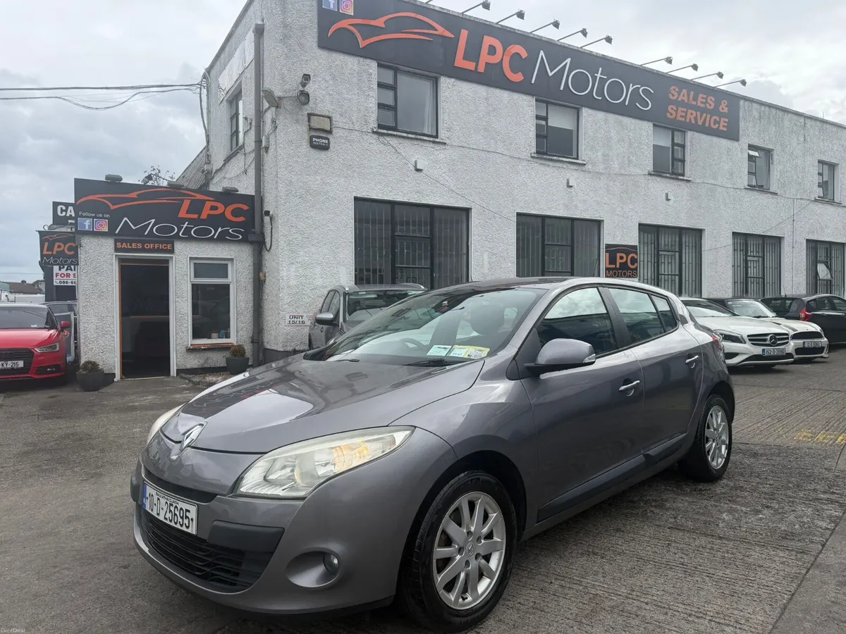 Renault Megane 2010 - Image 1