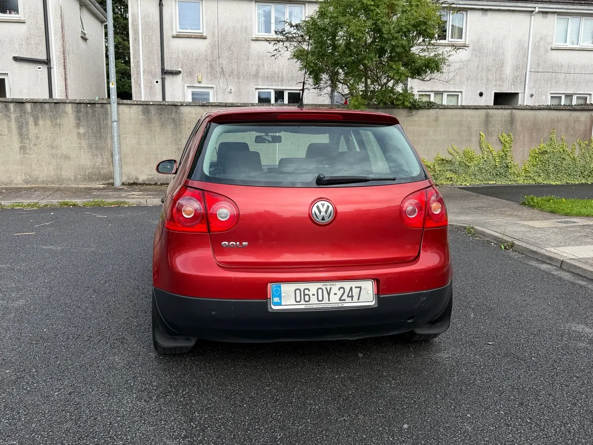 Volkswagen Golf NCT 2/27 TAX 8/26 low Kilometres - Image 5