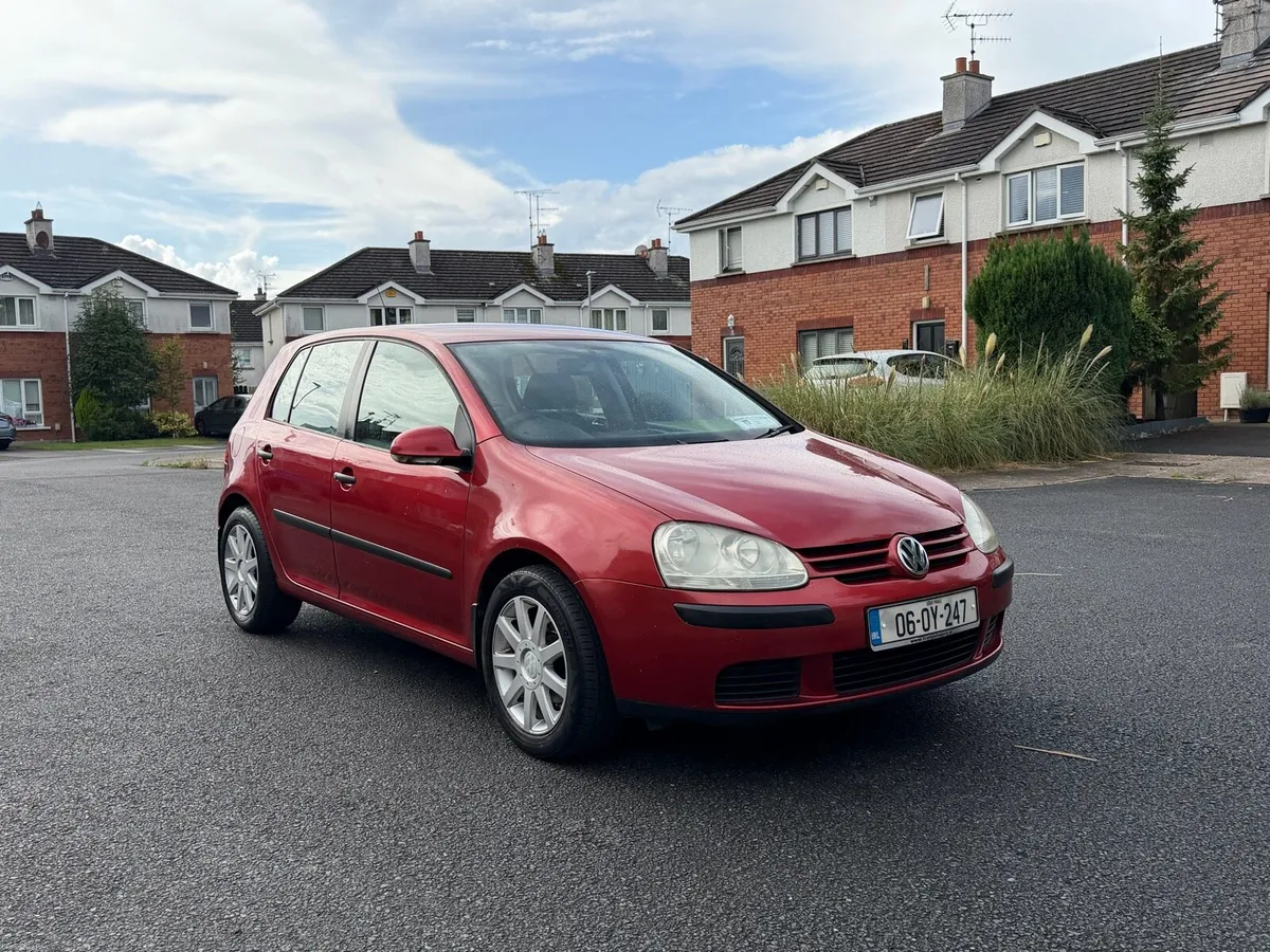 Volkswagen Golf NCT 2/27 TAX 8/26 low Kilometres - Image 2