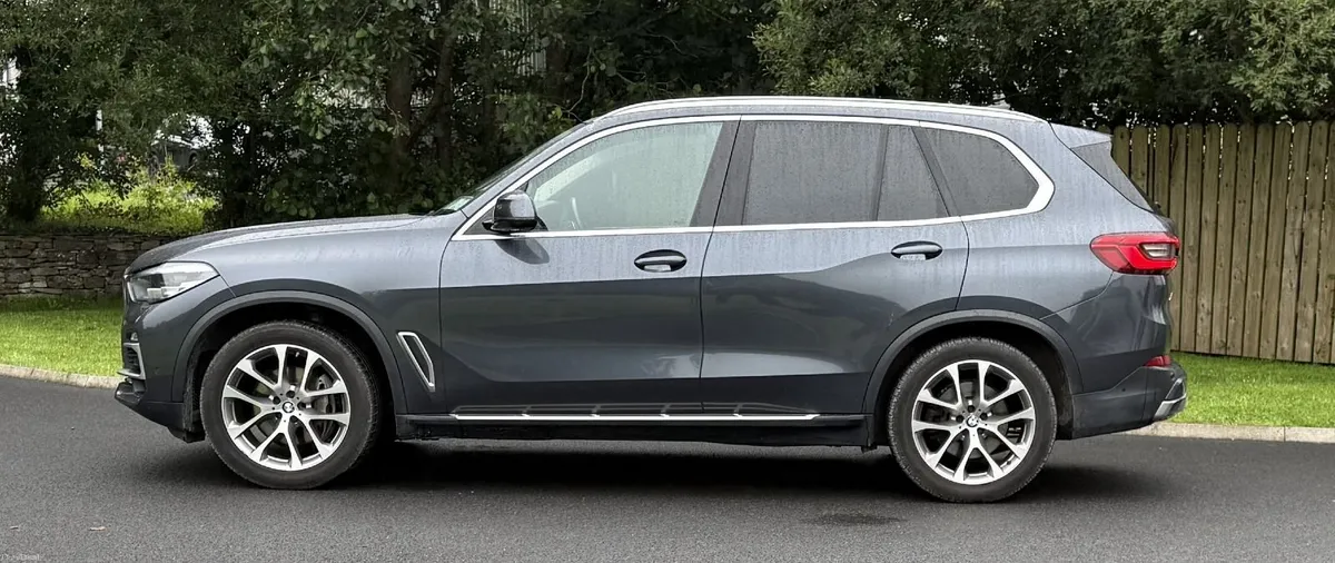 BMW X5 30d Xline 7 Seats - Image 2