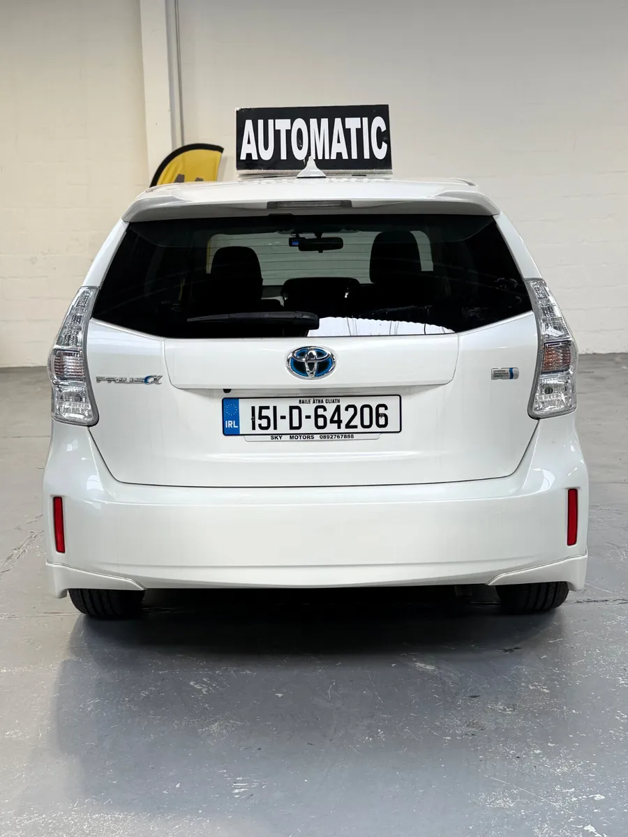 2015 Toyota Prius +/Alpha 1.8 Hybrid Auto,7 Seats - Image 6