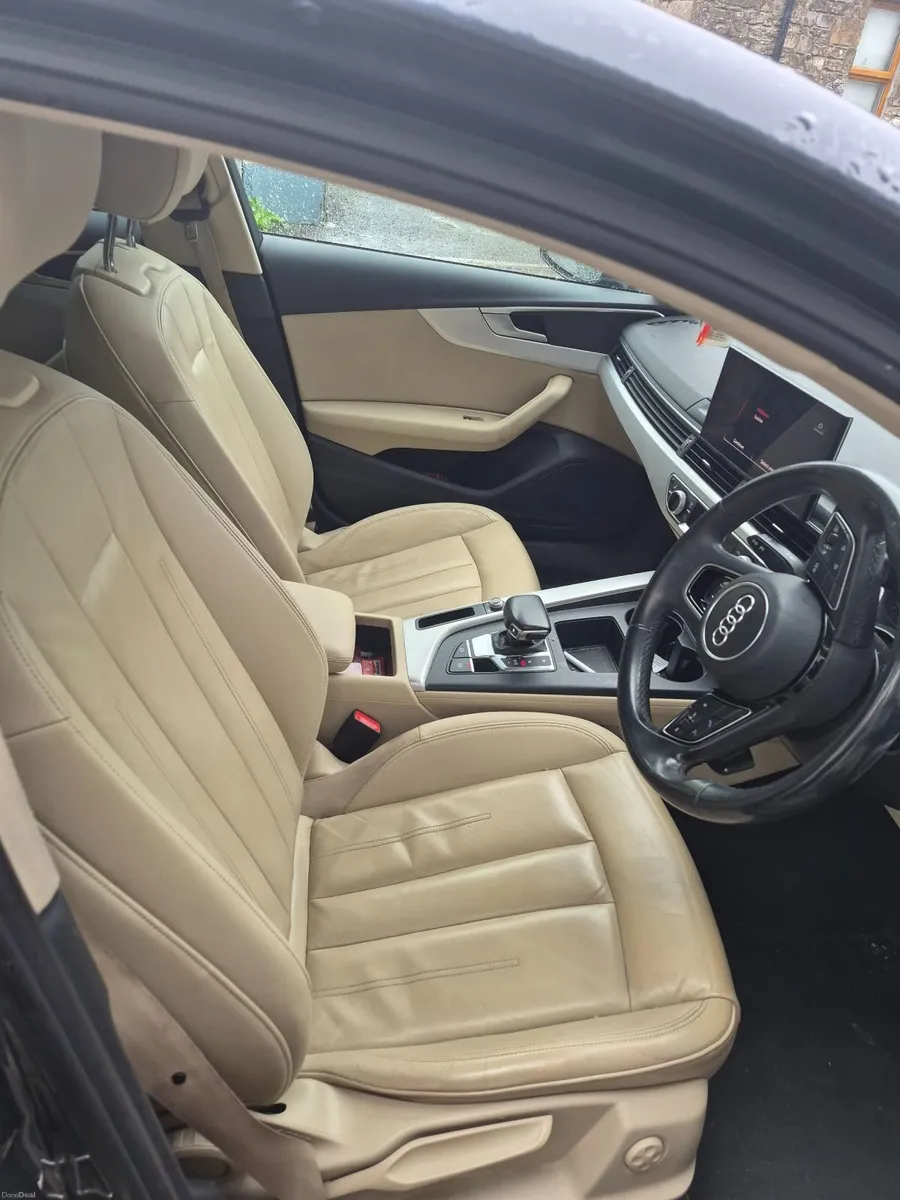 Audi A4 2021 - Image 4