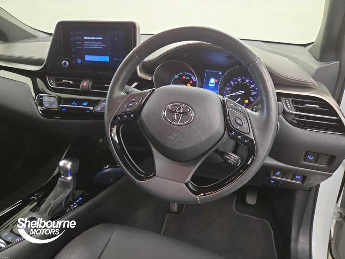 Toyota C-HR 2.0 Hybrid Excel 5dr CVT - Image 4