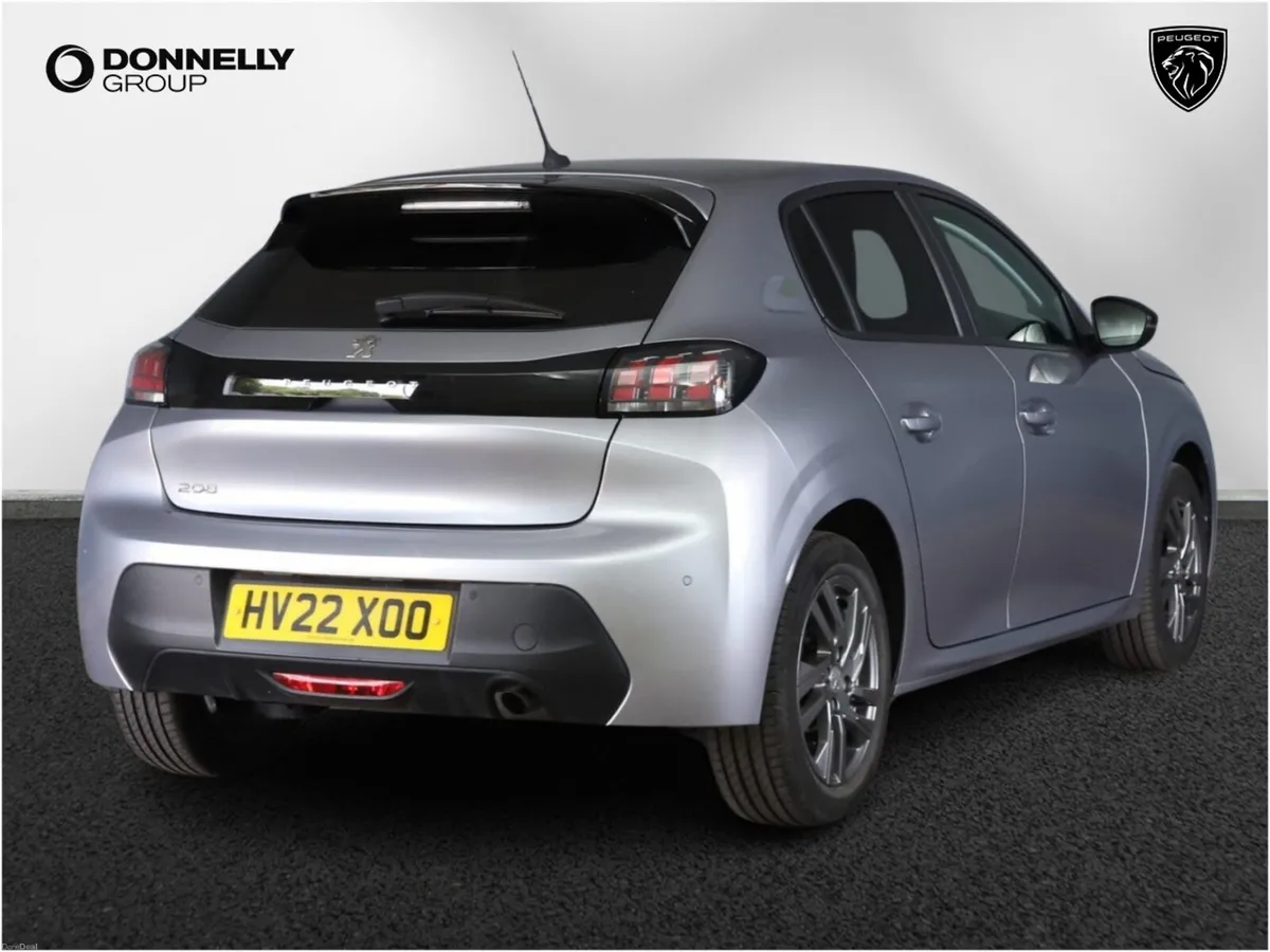 Peugeot 208 1.2 PureTech Active Premium 5dr - Image 2