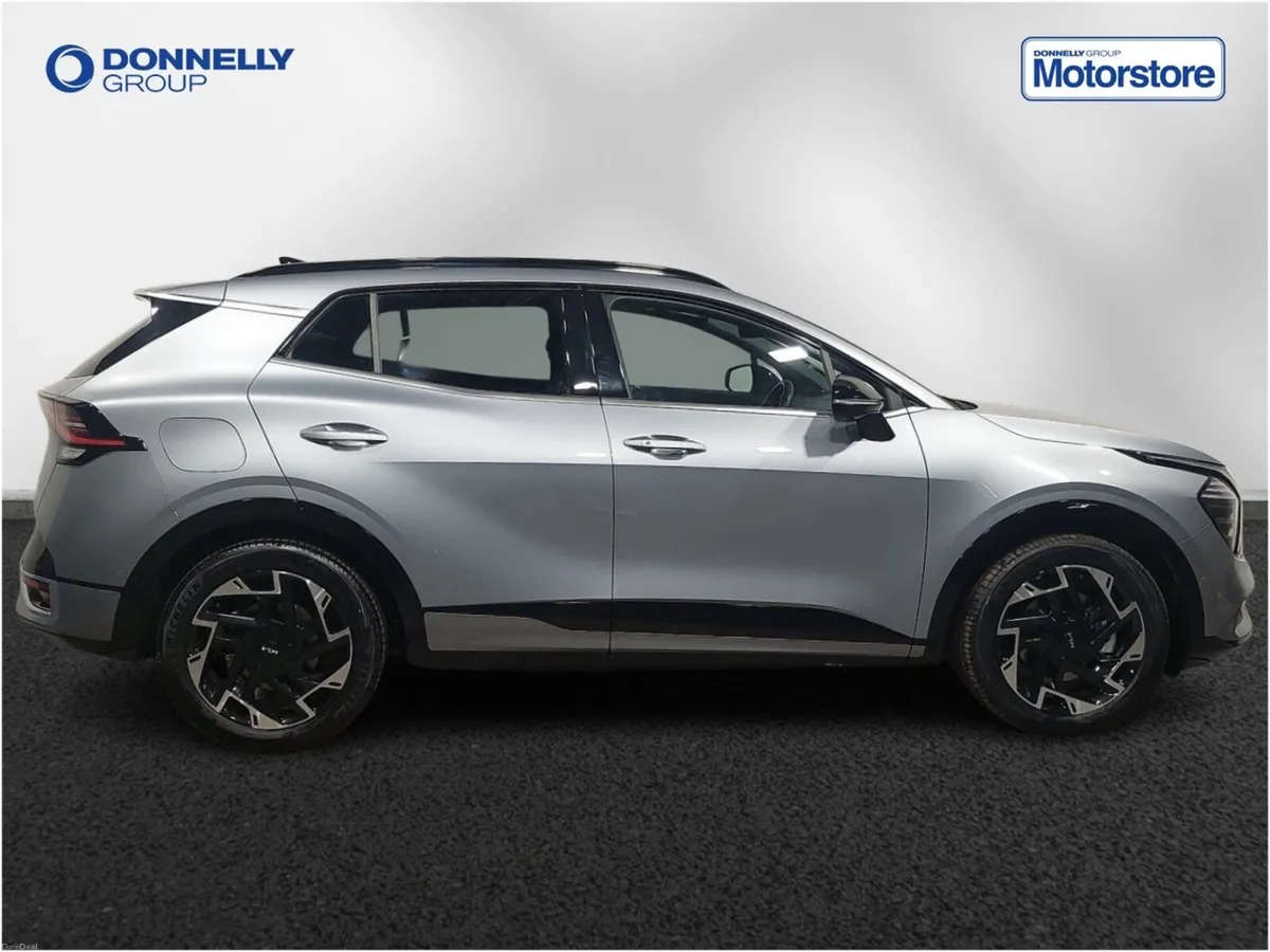 Kia Sportage 1.6T GDi 241 PHEV GT-Line S 5dr Auto - Image 3