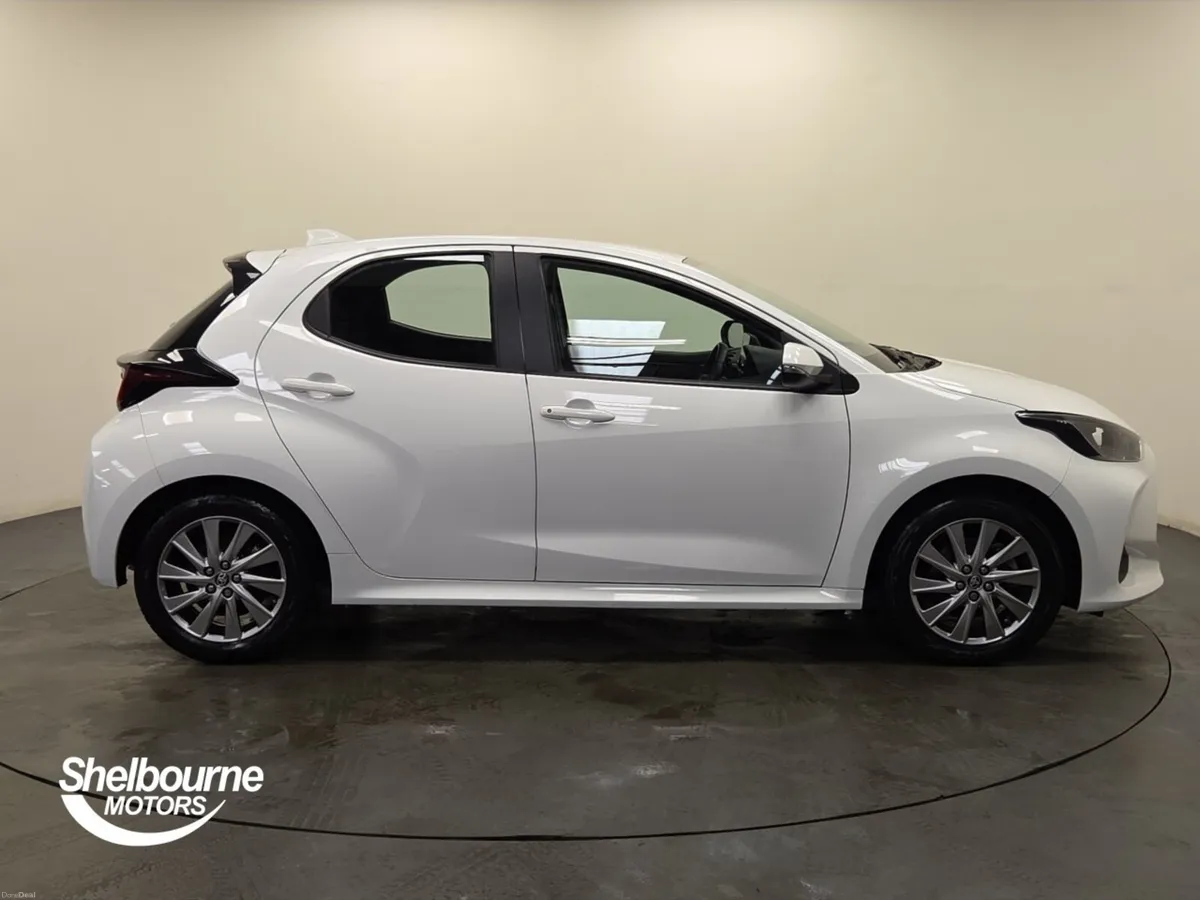 Toyota Yaris 1.5 Hybrid Icon 5dr CVT - Image 3