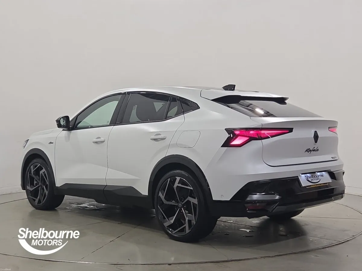 Renault Rafale E-Tech PHEV Atelier Alpine AWD 5dr - Image 2
