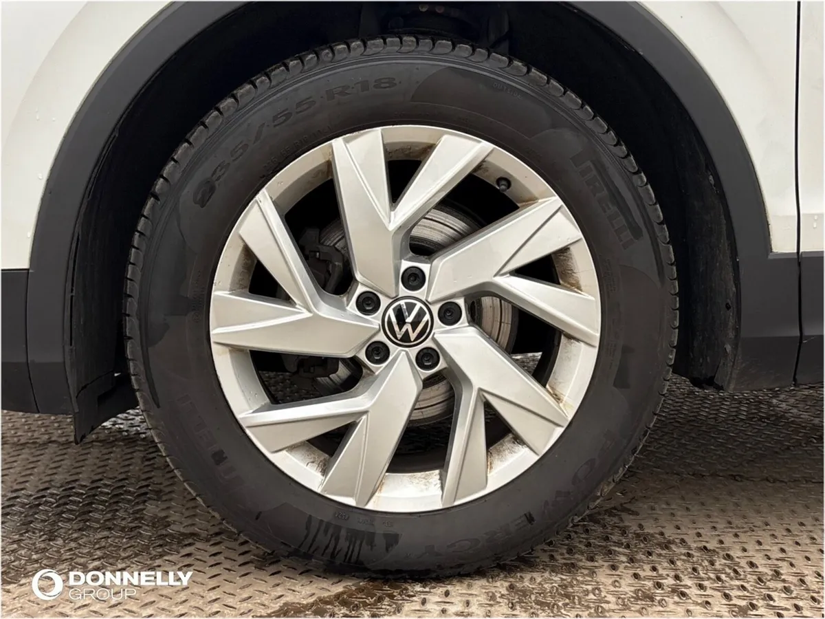 Volkswagen Tiguan 1.5 TSI 150 Life 5dr - Image 5