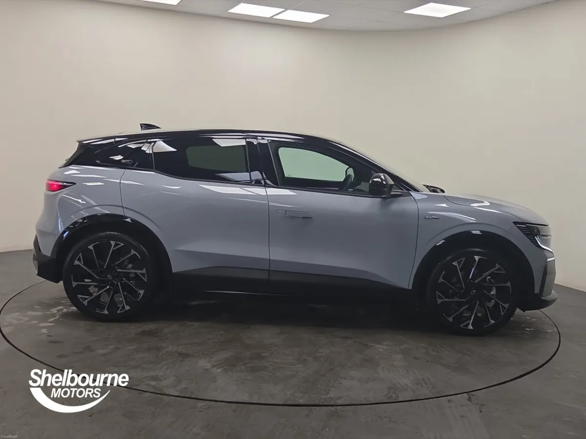 Renault Megane E-Tech EV60 160kW Techno Esprit Alp - Image 3