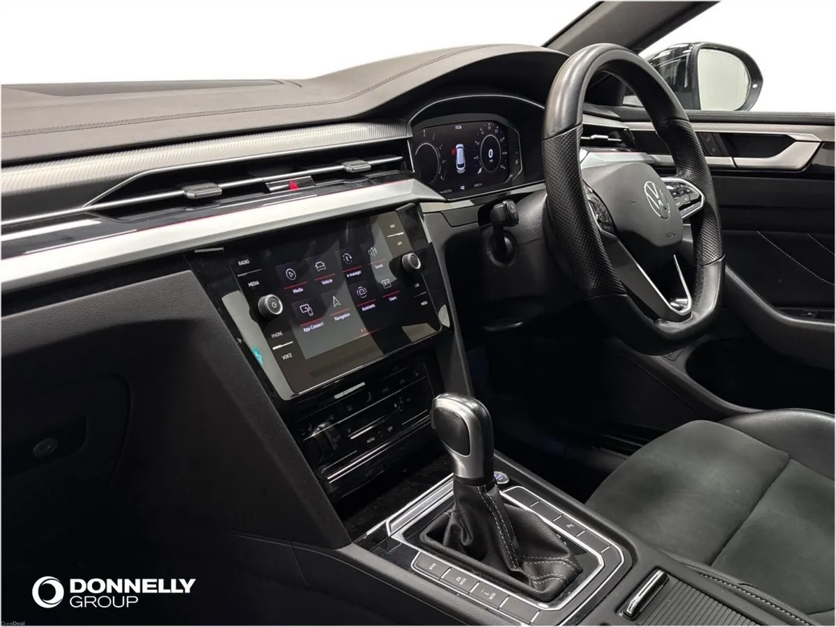Volkswagen Arteon 1.4 TSI eHybrid R-Line 5dr DSG - Image 2