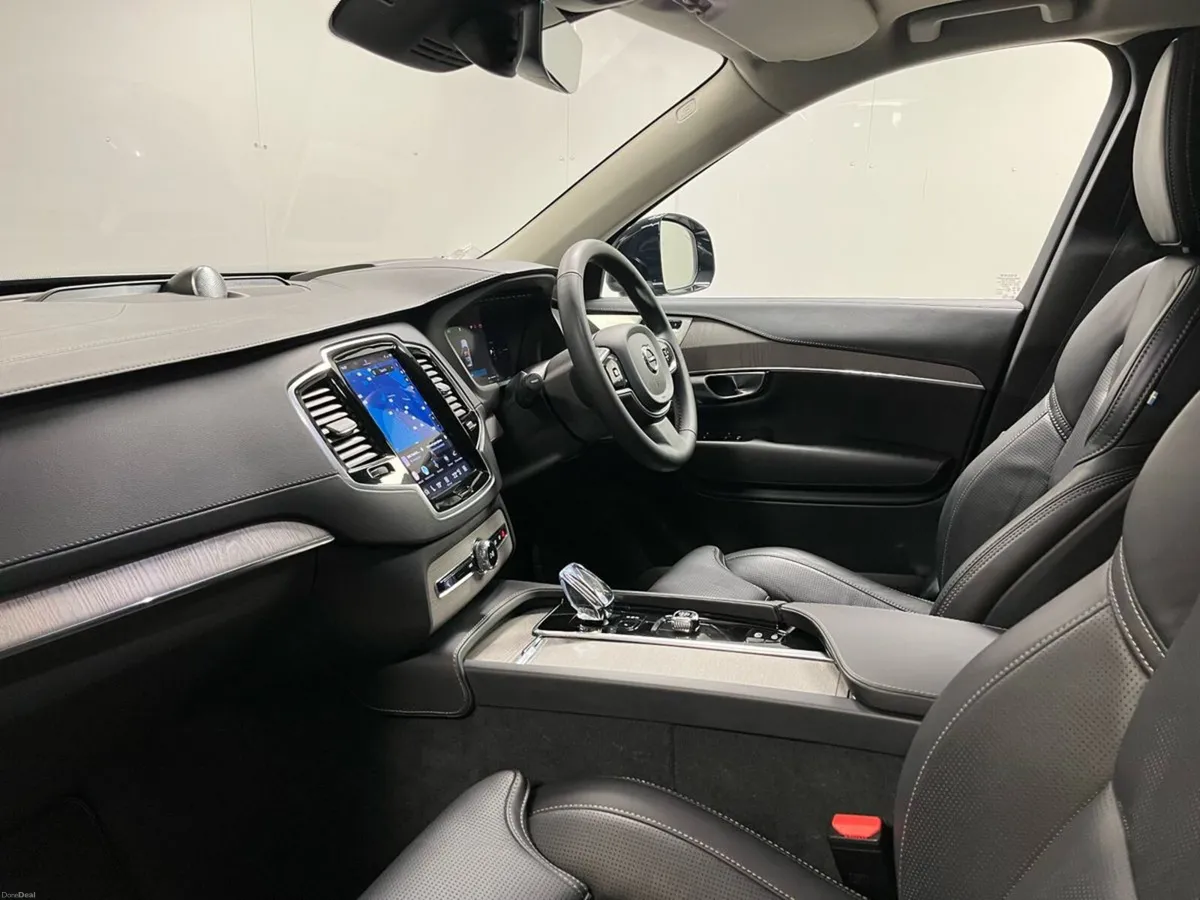 Volvo XC90 T8 Ultimate Recharge AWD 455BHP - MASSI - Image 6