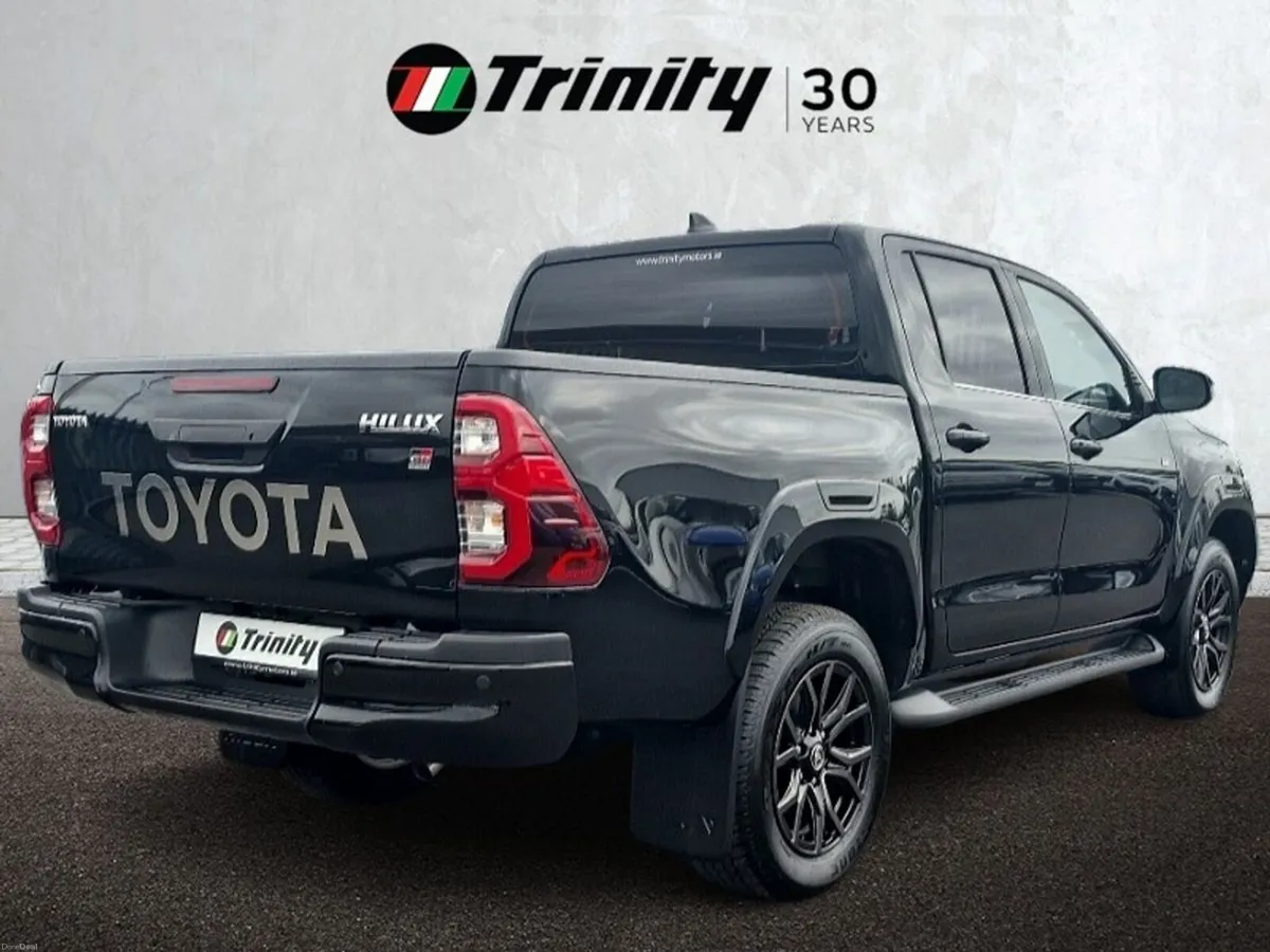 Toyota Hilux ** GR SPORT ** STUNNING EXAMPLE ** HU - Image 3