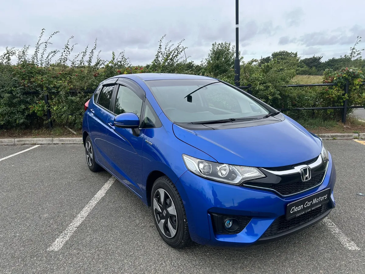 HONDA FIT 2015 HYBRID - Image 2