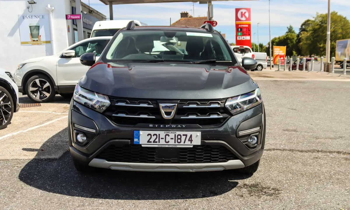 2022 Dacia Sandero Stepway 1.0 Petrol AUTOMATIC - Image 4