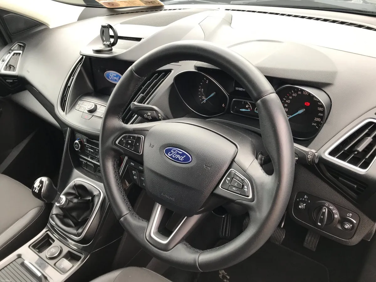 Ford Kuga 2019 - Image 6