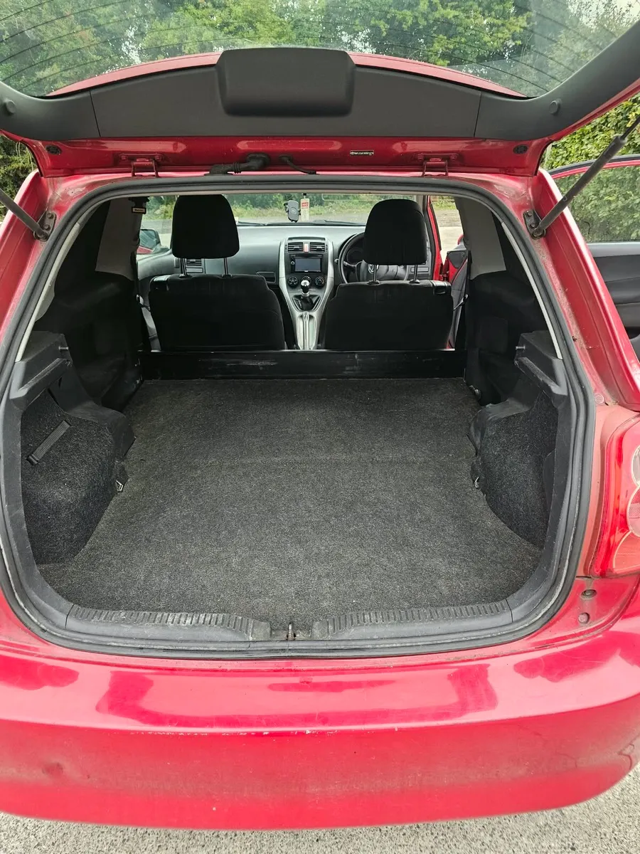 2010 Toyota Auris - Image 6