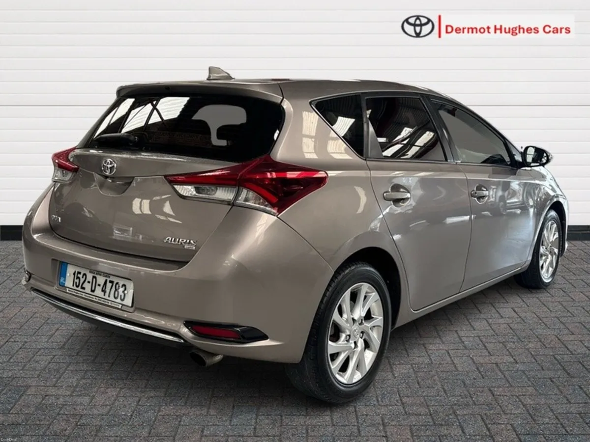 Toyota Auris AURIS 1.2T 5DR LUNA - Image 2