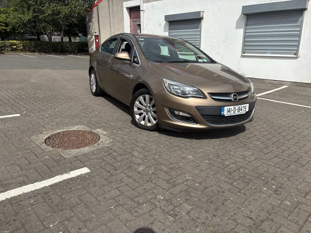 2014 Opel Astra SE 1.7 CDTI | Belt Done 03/27 NCT - Image 1