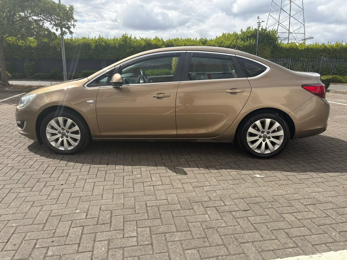 2014 Opel Astra SE 1.7 CDTI | Belt Done 03/27 NCT - Image 6
