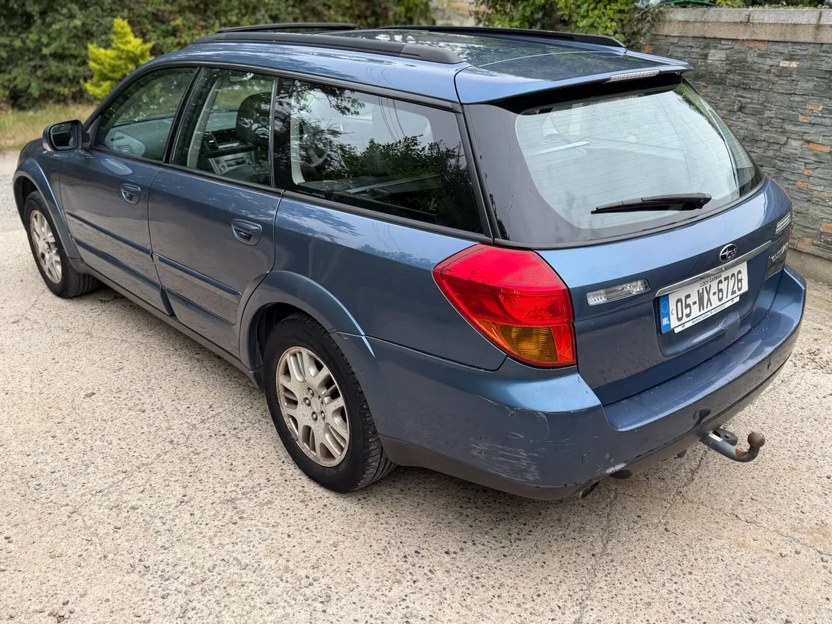 2005 Subaru Outback awd auto Nct&taxed - Image 3