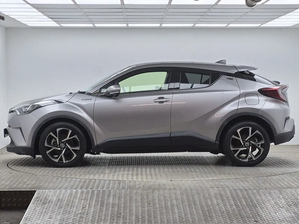 Toyota C-HR 1.8 Self Charging Hybrid - Image 5