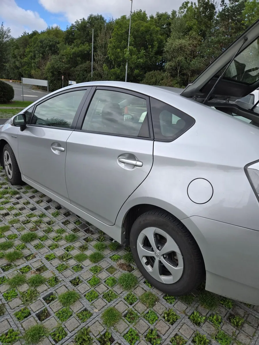 Toyota Prius 2014 - Image 3