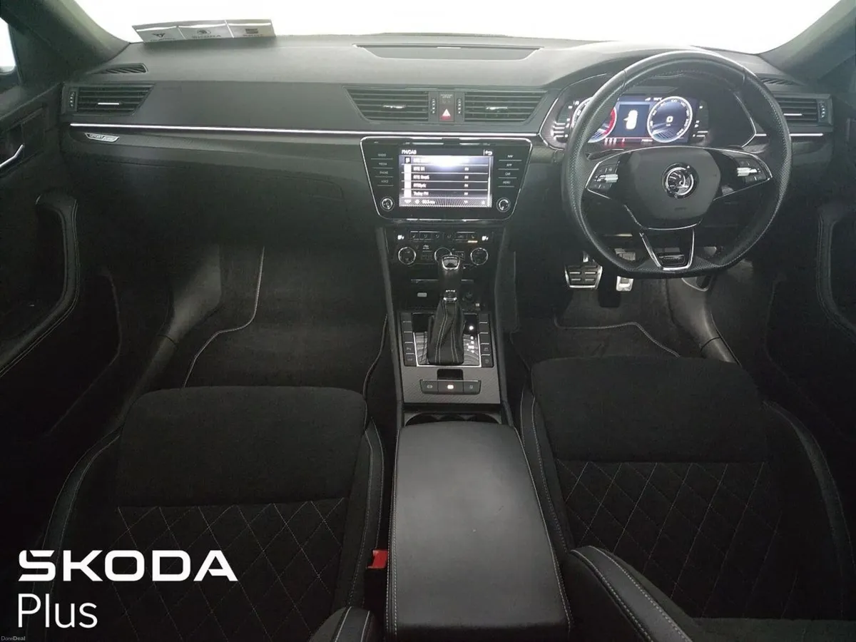 Skoda Superb 2.0 TDI 150BHP DSG SPORTLINE - Image 2