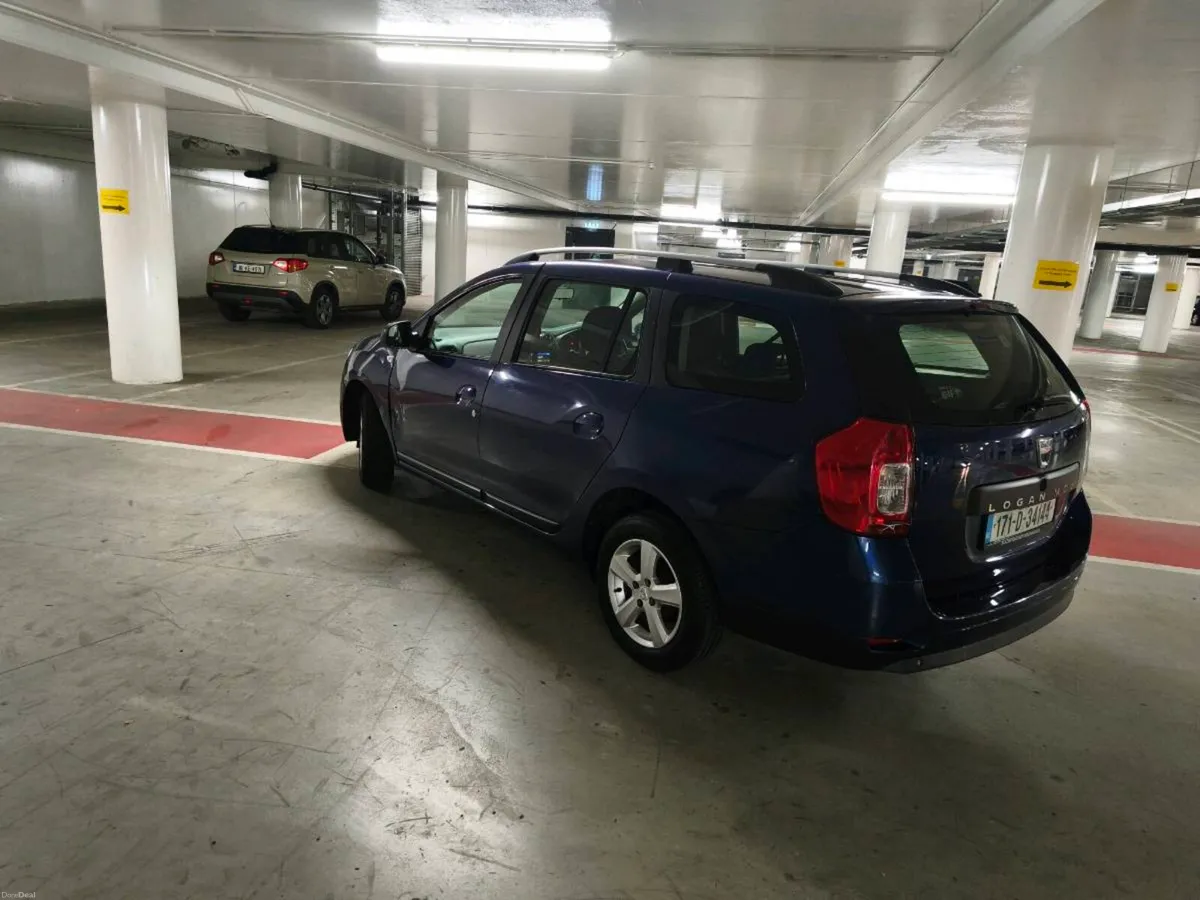 Dacia Logan very low km - Image 4