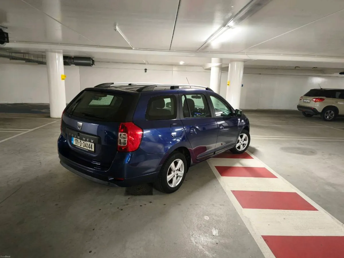Dacia Logan very low km - Image 6
