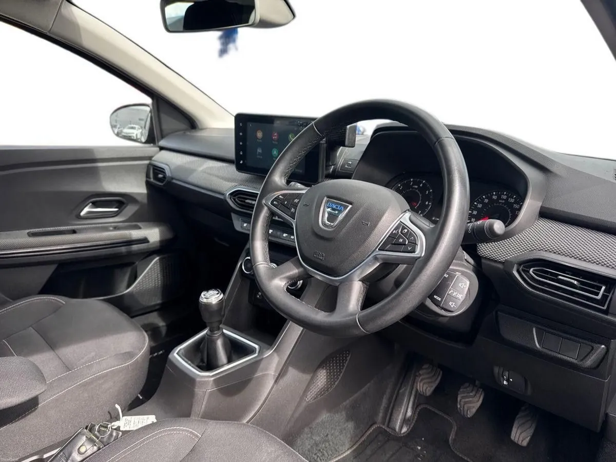 Dacia Jogger TCe 110 Extreme SE - Image 6