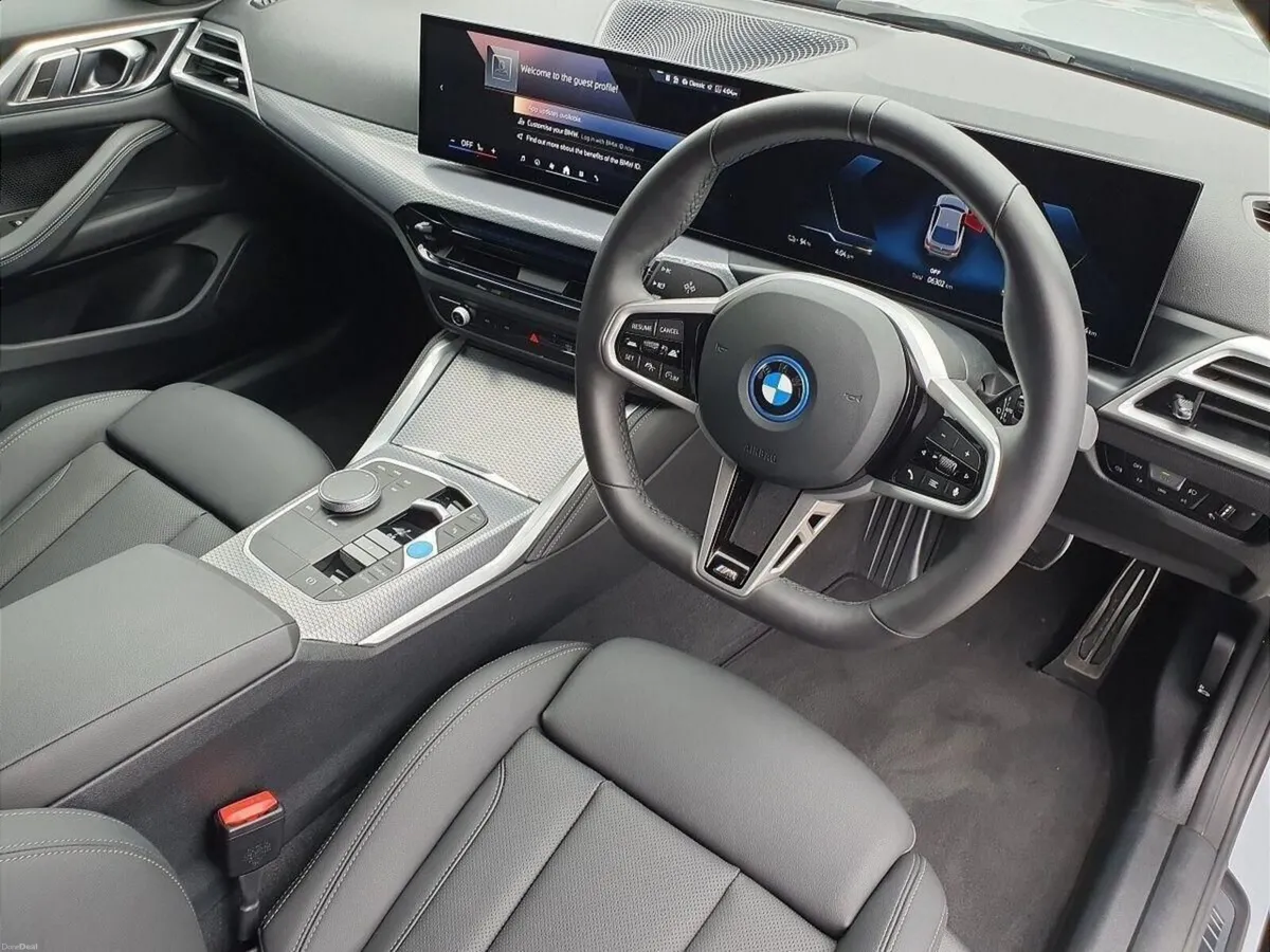 BMW i4 eDrive35 M Sport - Image 6