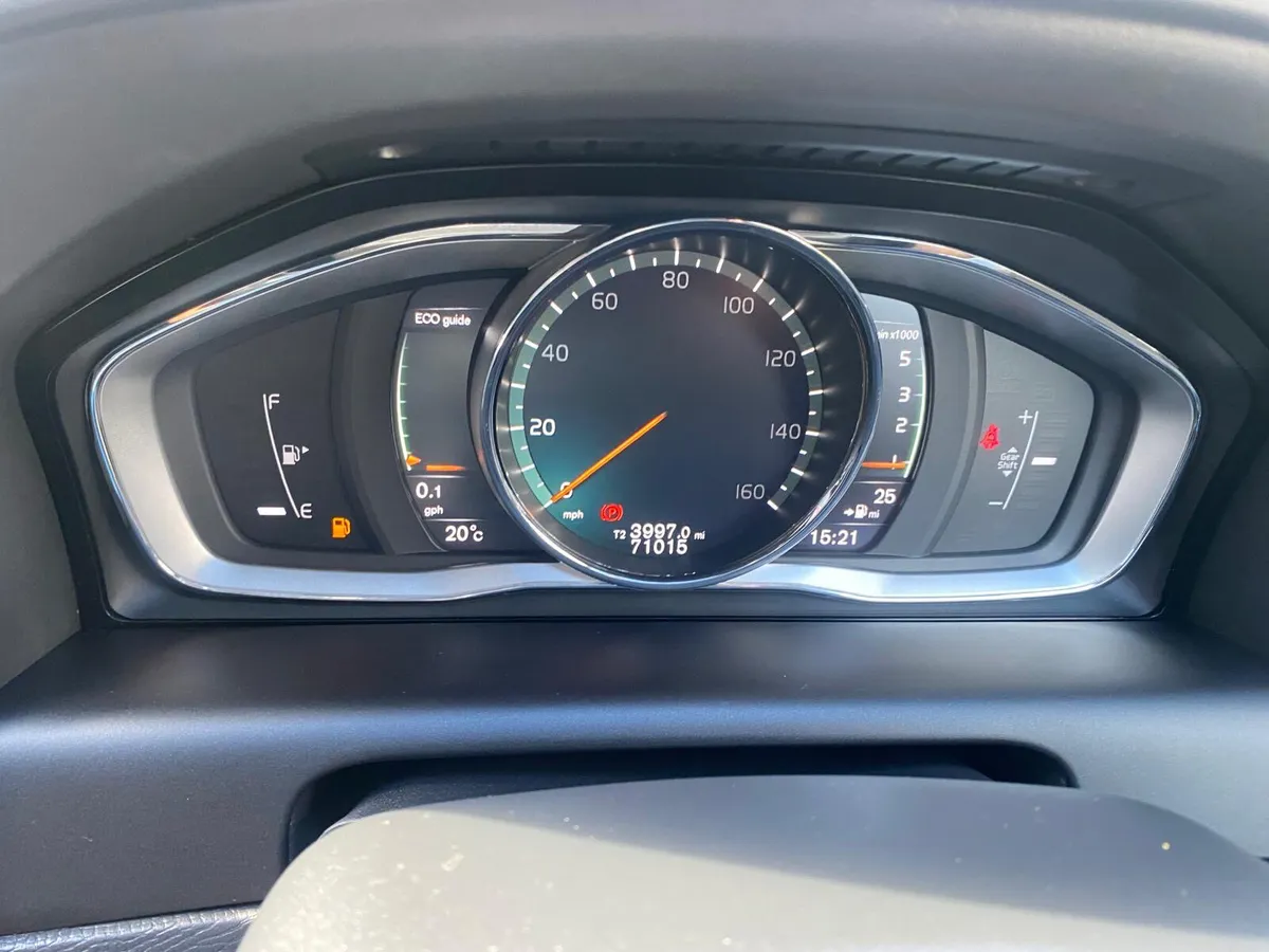 Volvo XC60 2016 - Image 4